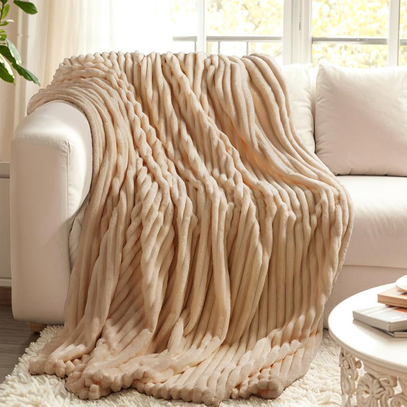 Thickened Striped Flannel Blanket – Luxuriously Soft and Cozy Plush Throw for Ultimate Comfort and Warmth, Perfect for Home Decor and Travel