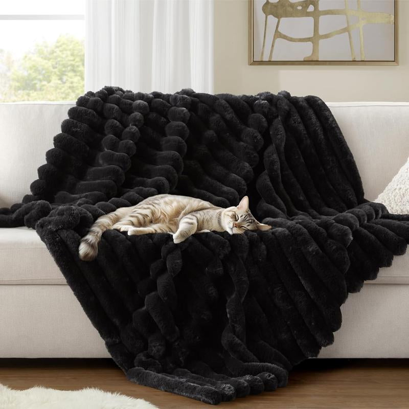 Thickened Striped Flannel Blanket – Luxuriously Soft and Cozy Plush Throw for Ultimate Comfort and Warmth, Perfect for Home Decor and Travel