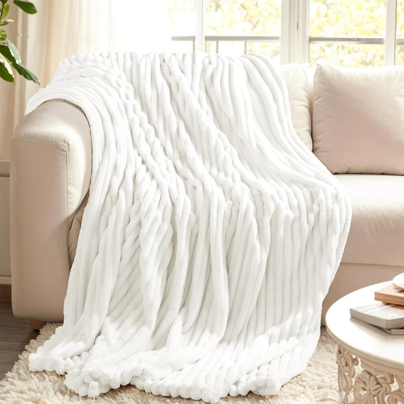 Thickened Striped Flannel Blanket – Luxuriously Soft and Cozy Plush Throw for Ultimate Comfort and Warmth, Perfect for Home Decor and Travel